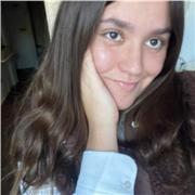 Profesora de apoyo escolar especializada en primaria